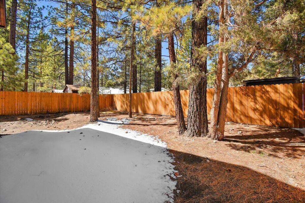 Modern Family Cabin Mins To Lake, Slopes & Hikes Big Bear City Eksteriør billede