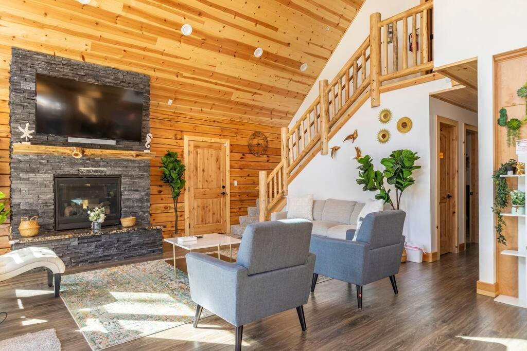 Modern Family Cabin Mins To Lake, Slopes & Hikes Big Bear City Eksteriør billede