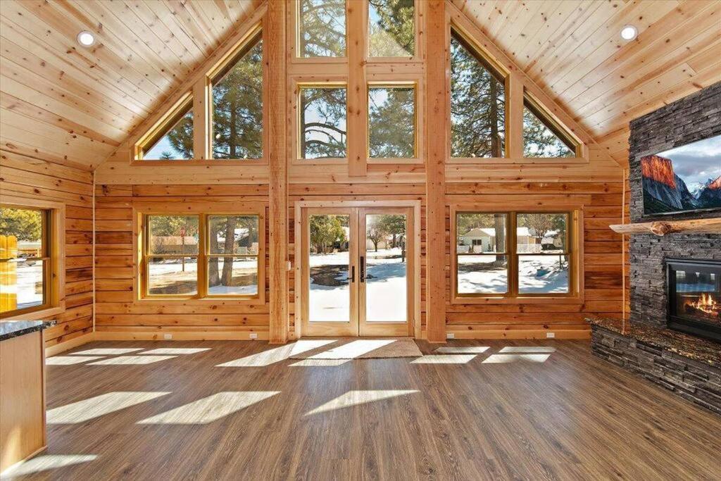 Modern Family Cabin Mins To Lake, Slopes & Hikes Big Bear City Eksteriør billede